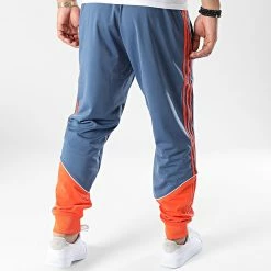 De gros 🔔 Pantalon Jogging A Bandes HI3007 Bleu Orange de Adidas Originals 🎁 -Pas Cher adidas Magasin adidas 348855 HI3007 20221128T124627 06